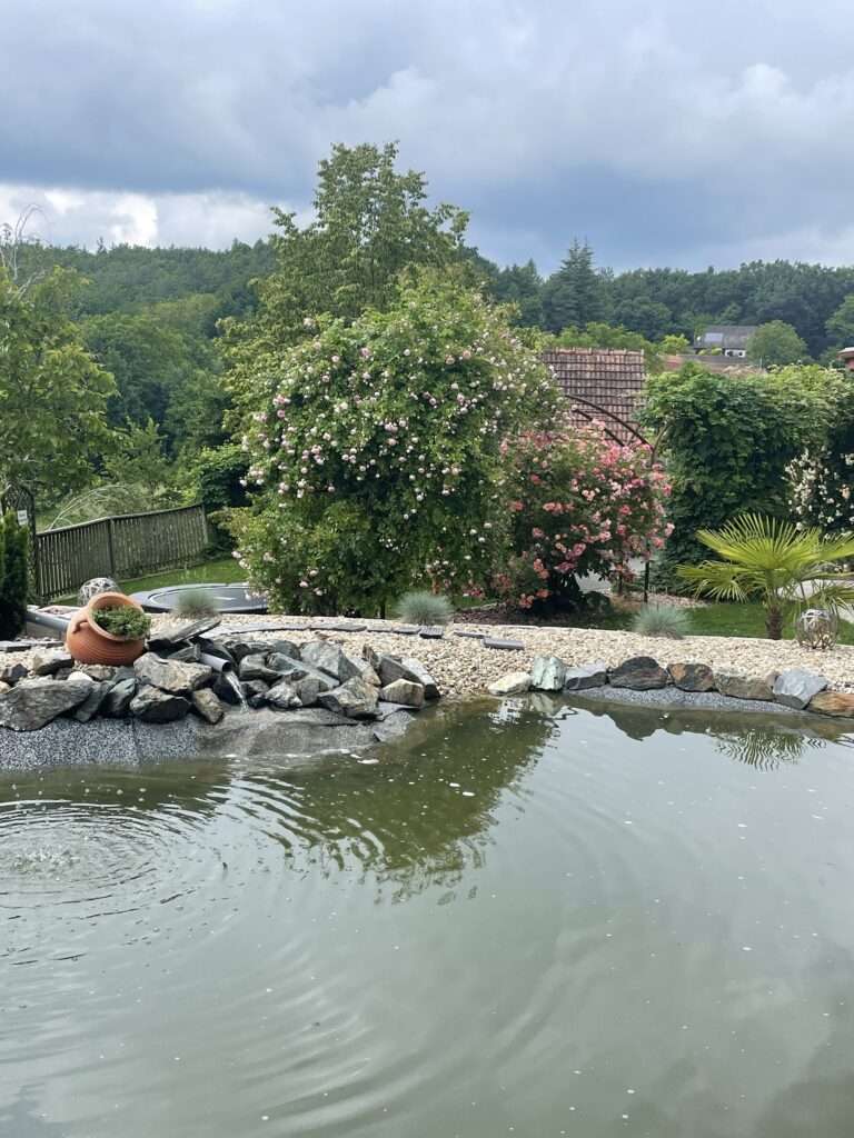 Herzlich willkommen Hügellandhof Familie Uitz im